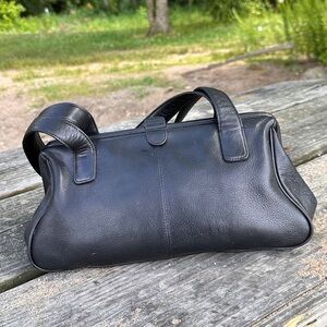 Black leather Dr bag, shoulder purse